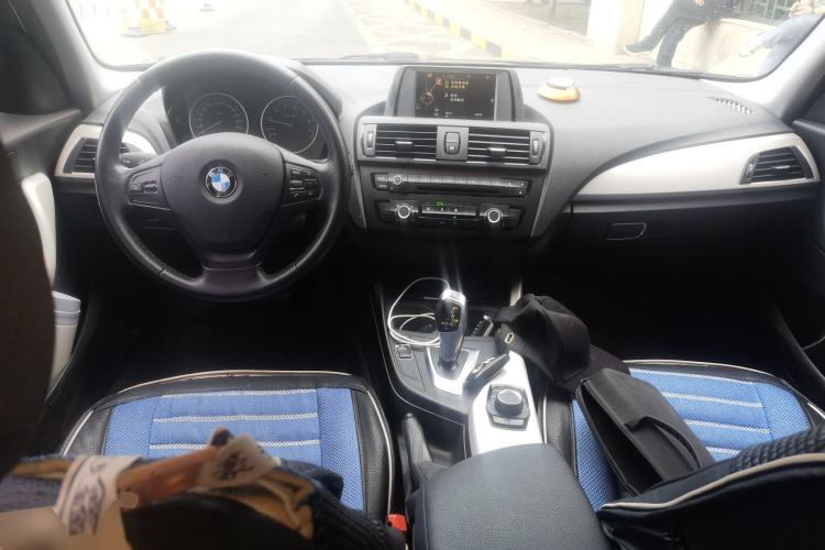 Used BMW 1 Series 2013 Revised 116i Leading Edition Center Console