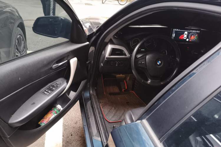 Used BMW 1 Series 2013 Revised 116i Leading Edition Driver Seat