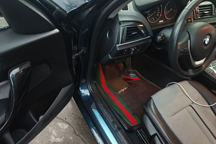 Used BMW 1 Series 2013 Revised 116i Leading Edition Driver Seat