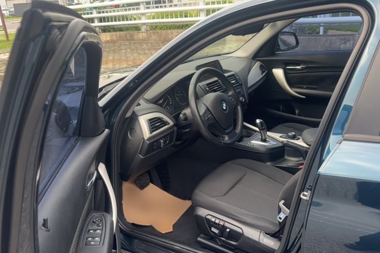 Used BMW 1 Series 2013 Facelifted 118i Leading Edition Driver Seat