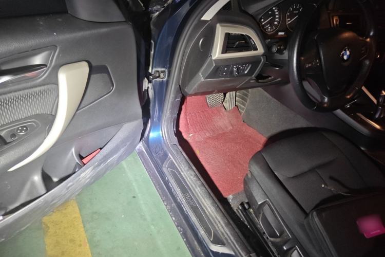 Used BMW 1 Series 2013 Revised 116i Leading Edition Driver Seat