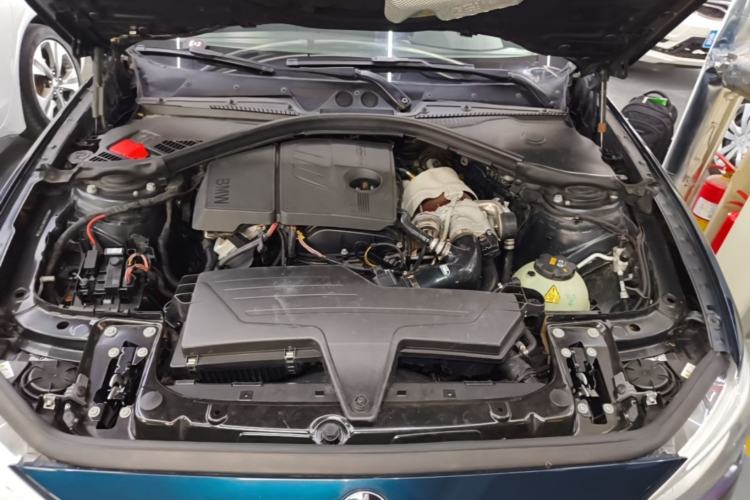 Used BMW 1 Series 2013 Revised 118i Sport Edition Engine Bay
