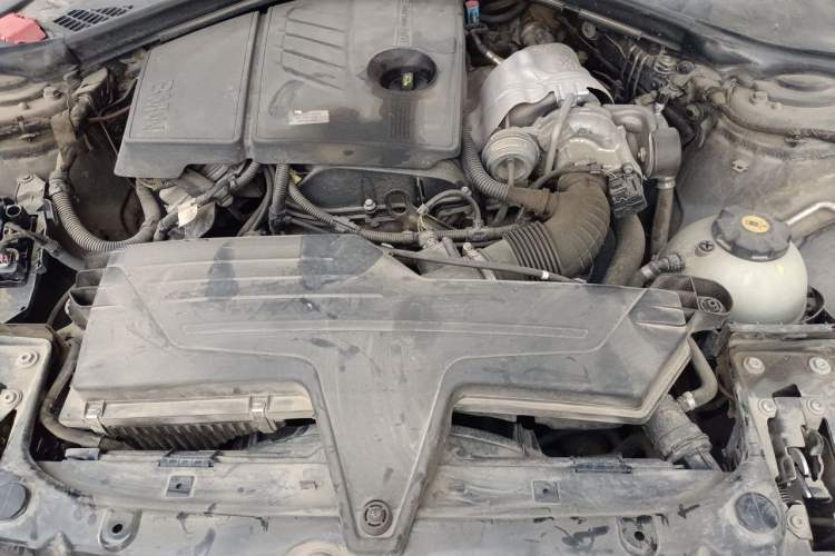 Used BMW 1 Series 2013 Revised 116i Leading Edition Engine Bay