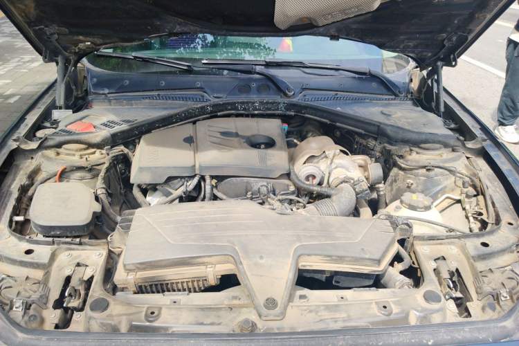 Used BMW 1 Series 2013 Revised 116i Leading Edition Engine Bay