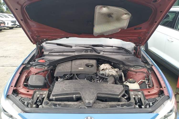 Used BMW 1 Series 2013 Revised 116i Urban Edition Engine Bay