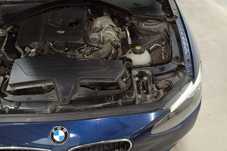 Used BMW 1 Series 2013 Revised 116i Leading Edition Engine Bay Left