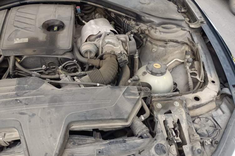 Used BMW 1 Series 2013 Revised 116i Leading Edition Engine Bay Left