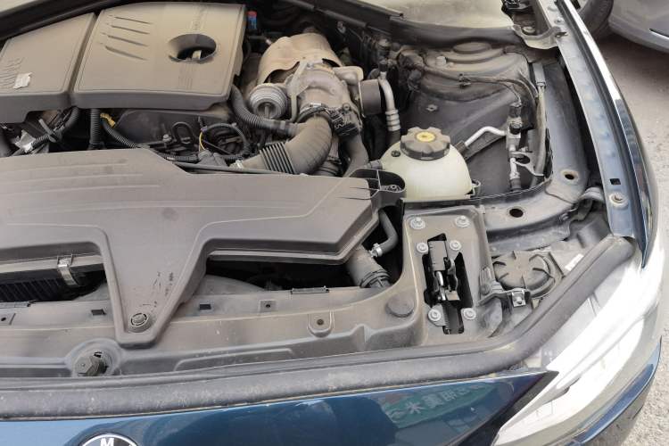Used BMW 1 Series 2013 Facelifted 118i Leading Edition Engine Bay Left
