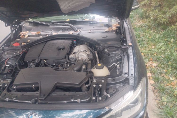 Used BMW 1 Series 2013 Revised 118i Sport Edition Engine Bay Left