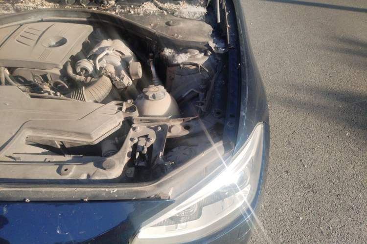 Used BMW 1 Series 2013 Facelifted 118i Leading Edition Engine Bay Left