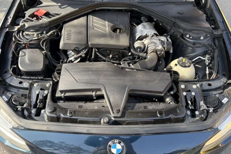Used BMW 1 Series 2013 Revised 116i Urban Edition Engine Bay