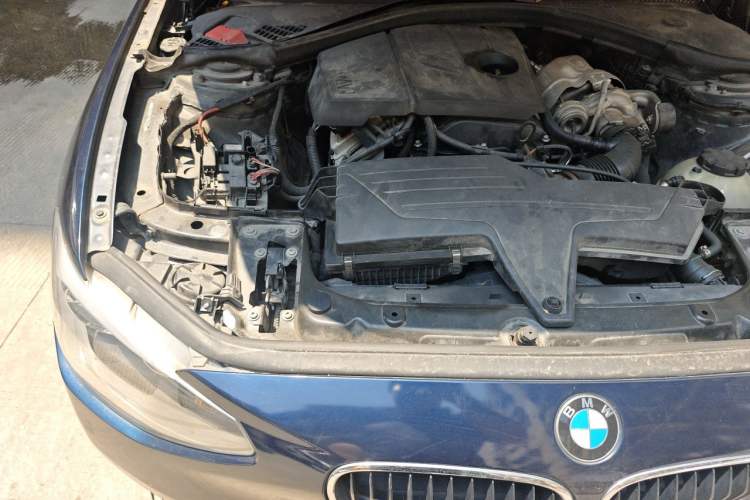 Used BMW 1 Series 2013 Revised 116i Leading Edition Engine Bay Right