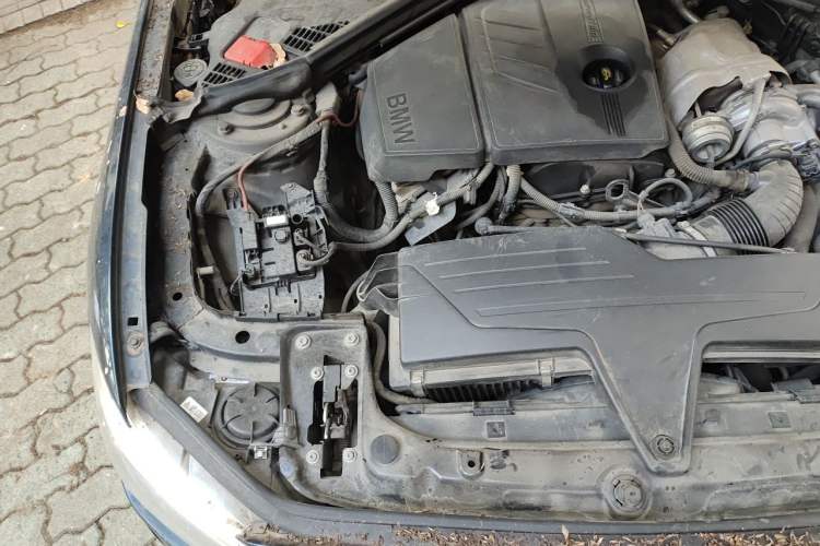 Used BMW 1 Series 2013 Revised 116i Urban Edition Engine Bay Right