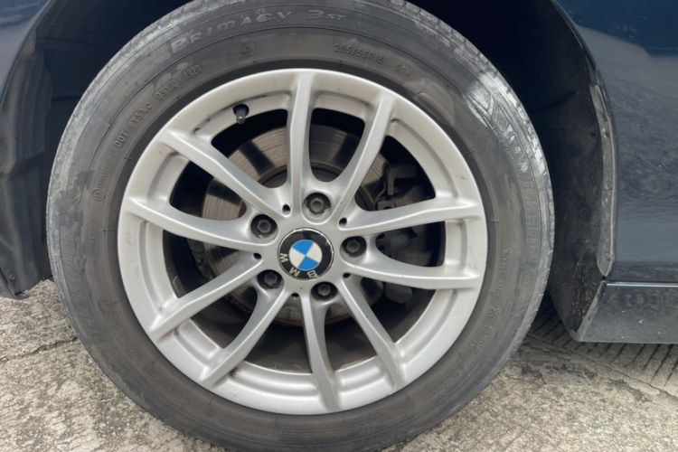 Used BMW 1 Series 2013 Facelifted 118i Leading Edition Exterior 7