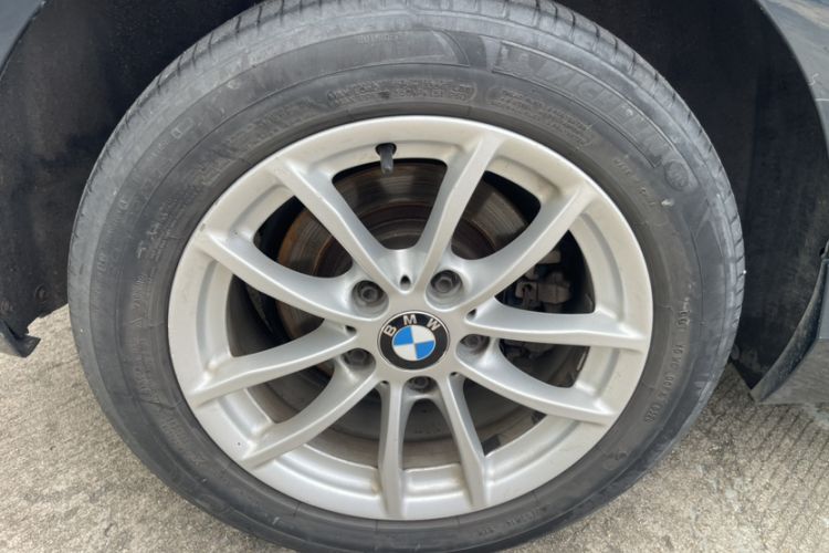 Used BMW 1 Series 2013 Facelifted 118i Leading Edition Exterior 8