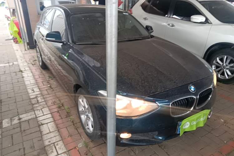 Used BMW 1 Series 2013 Revised 116i Leading Edition Front Right 45 Deg