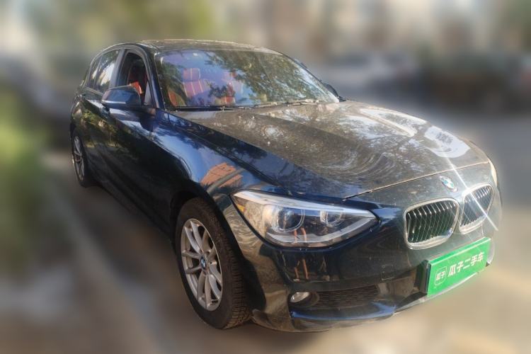 Used BMW 1 Series 2013 Facelifted 118i Leading Edition Front Right 45 Deg