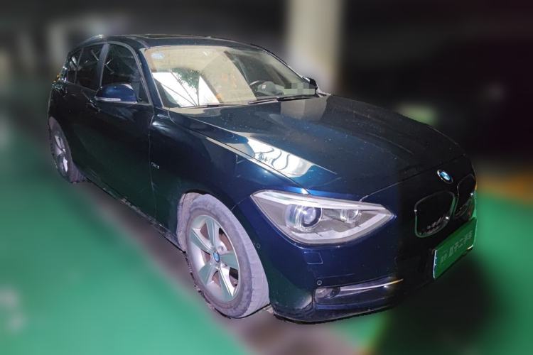 Used BMW 1 Series 2013 Revised 118i Sport Edition Front Right 45 Deg
