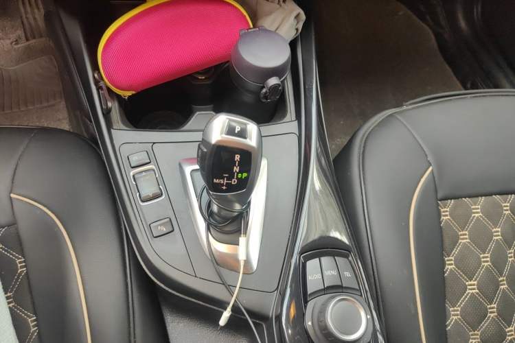 Used BMW 1 Series 2013 Revised 118i Sport Edition Gear Lever