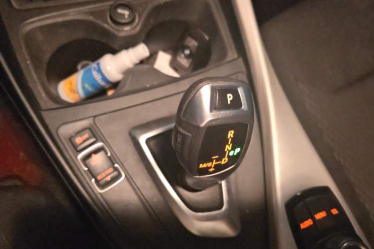 Used BMW 1 Series 2013 Revised 116i Leading Edition Gear Lever