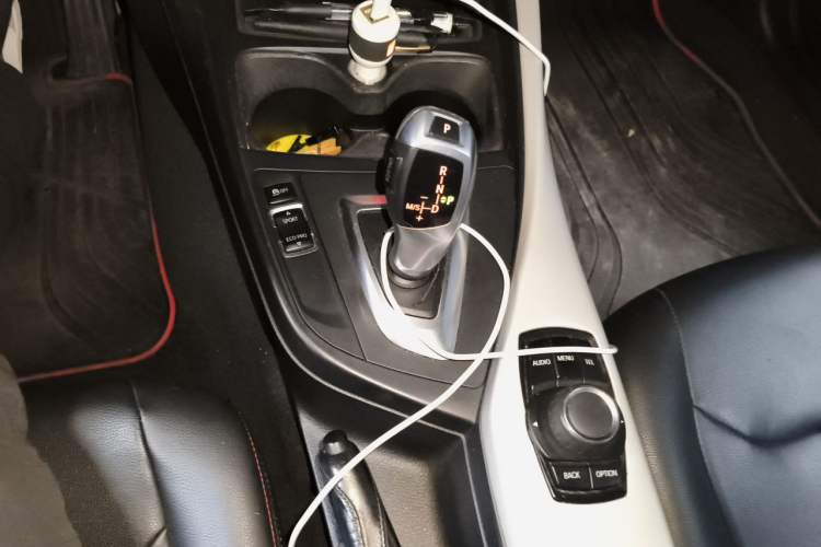 Used BMW 1 Series 2013 Revised 116i Leading Edition Gear Lever