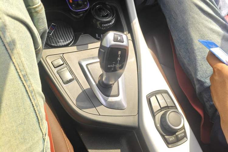 Used BMW 1 Series 2013 Revised 116i Urban Edition Gear Lever