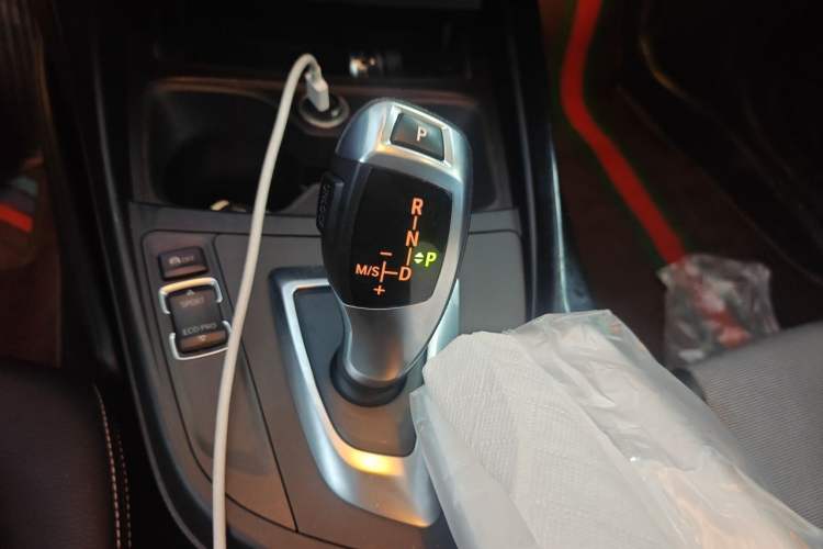 Used BMW 1 Series 2013 Revised 116i Leading Edition Gear Lever