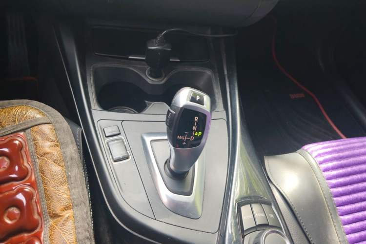 Used BMW 1 Series 2013 Revised 116i Leading Edition Gear Lever