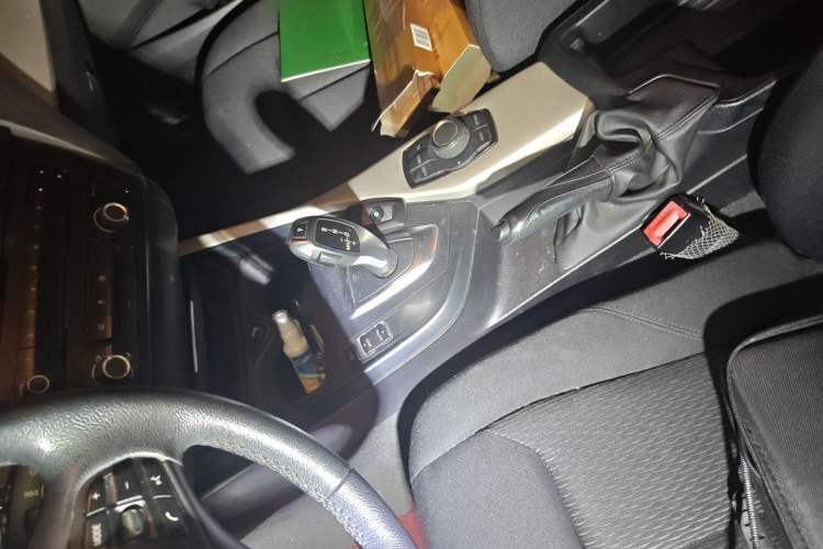 Used BMW 1 Series 2013 Revised 116i Leading Edition Gear Lever