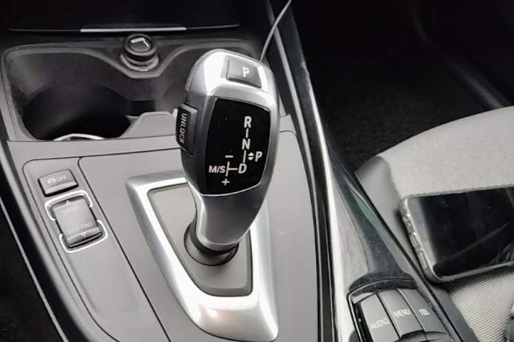 Used BMW 1 Series 2013 Revised 116i Leading Edition Gear Lever