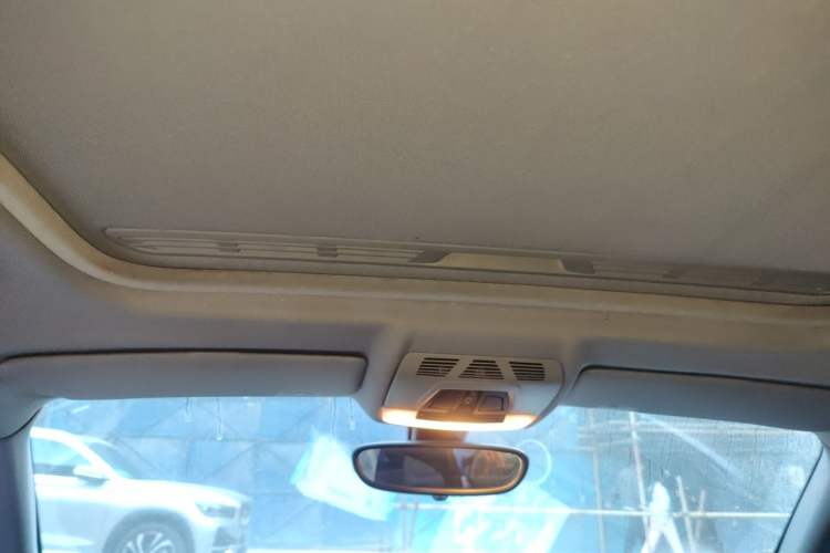 Used BMW 1 Series 2013 Facelifted 118i Leading Edition Headliner
