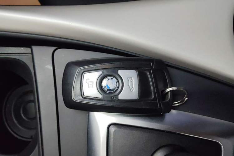 Used BMW 1 Series 2013 Facelifted 118i Leading Edition Interior 1
