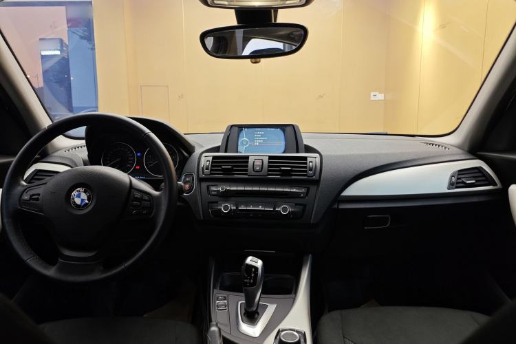 Used BMW 1 Series 2013 Revised 116i Leading Edition Interior 13