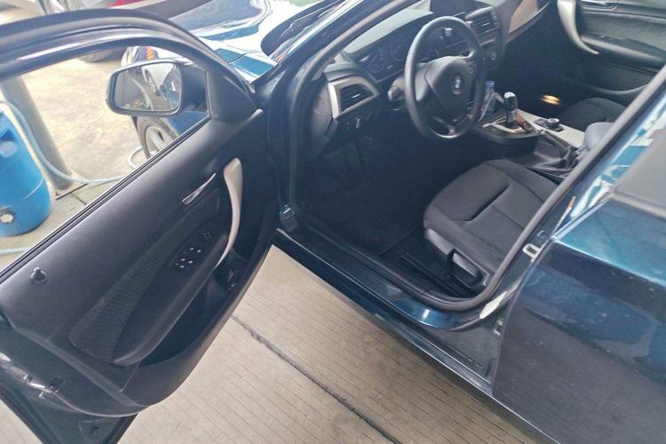 Used BMW 1 Series 2013 Revised 116i Leading Edition Interior 3