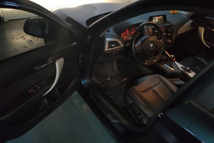 Used BMW 1 Series 2013 Revised 116i Leading Edition Interior 3