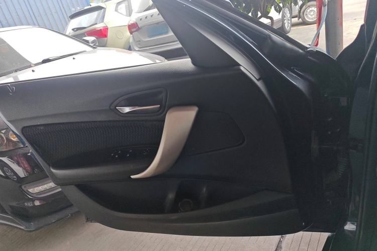 Used BMW 1 Series 2013 Revised 116i Leading Edition Interior 7
