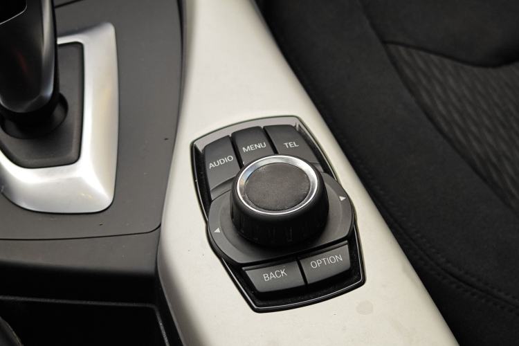 Used BMW 1 Series 2013 Revised 116i Leading Edition Interior 7