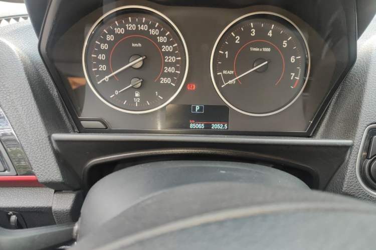 Used BMW 1 Series 2013 Revised 118i Sport Edition Odometer Close Up