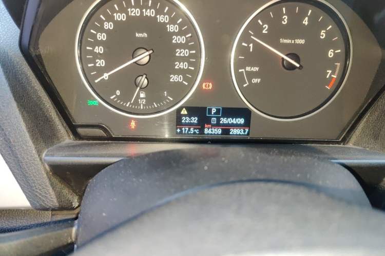 Used BMW 1 Series 2013 Facelifted 118i Leading Edition Odometer Close Up