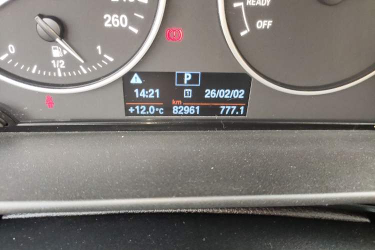 Used BMW 1 Series 2013 Revised 116i Leading Edition Odometer Close Up