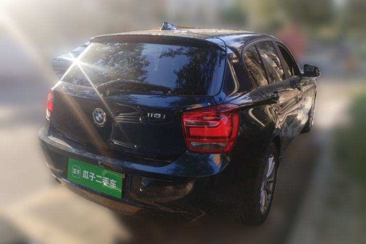 Used BMW 1 Series 2013 Facelifted 118i Leading Edition Rear Right 45 Deg