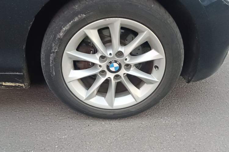 Used BMW 1 Series 2013 Revised 116i Leading Edition Right Front Wheel Hub