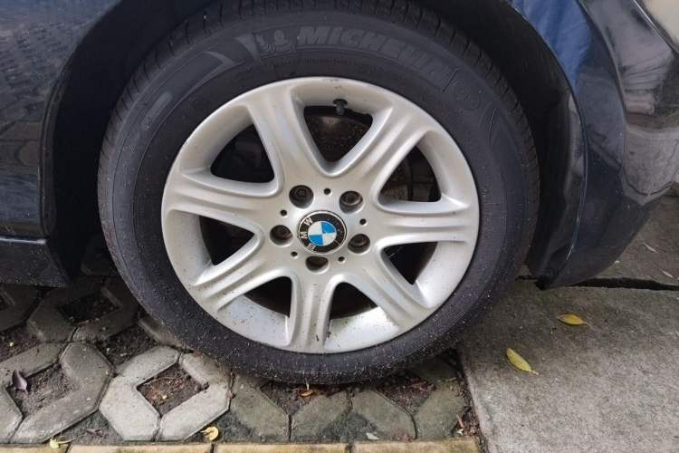 Used BMW 1 Series 2013 Revised 116i Leading Edition Right Front Wheel Hub