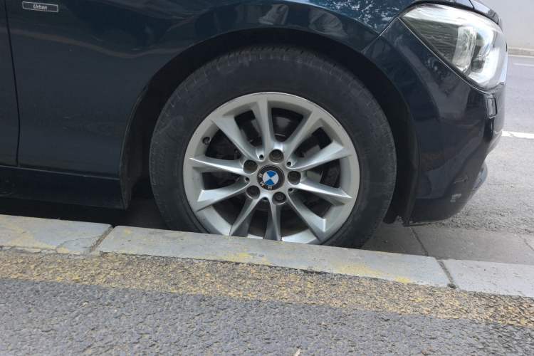 Used BMW 1 Series 2013 Revised 116i Urban Edition Right Front Wheel Hub
