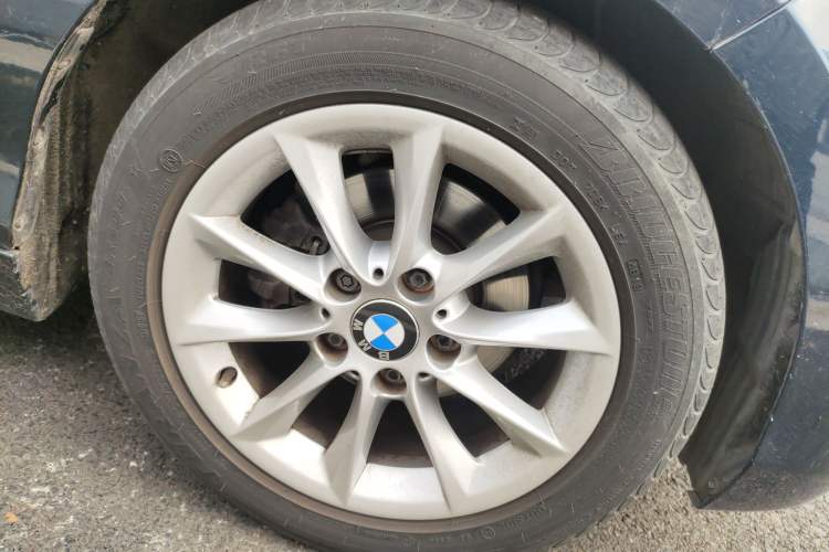 Used BMW 1 Series 2013 Revised 116i Leading Edition Right Front Wheel Hub