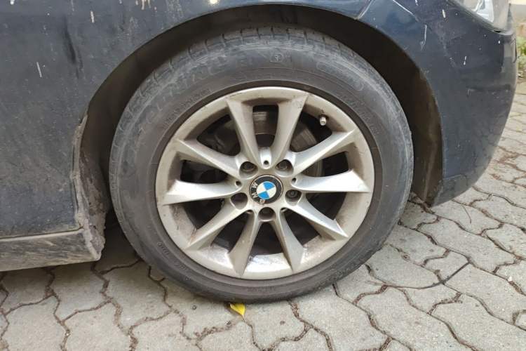 Used BMW 1 Series 2013 Revised 116i Urban Edition Right Front Wheel Hub