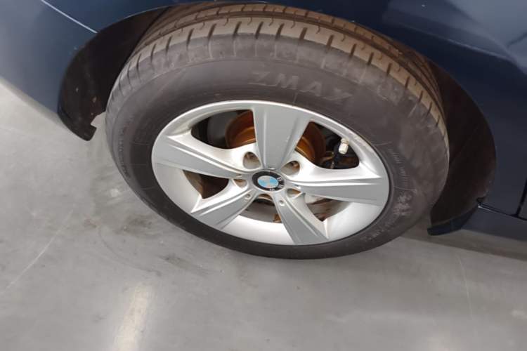 Used BMW 1 Series 2013 Revised 118i Sport Edition Right Rear Wheel Hub