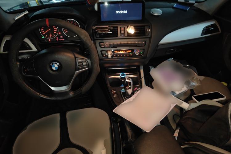 Used BMW 1 Series 2013 Facelifted 118i Leading Edition Center Console