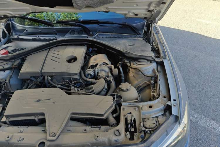 Used BMW 1 Series 2013 Revised 116i Leading Edition Engine Bay Left