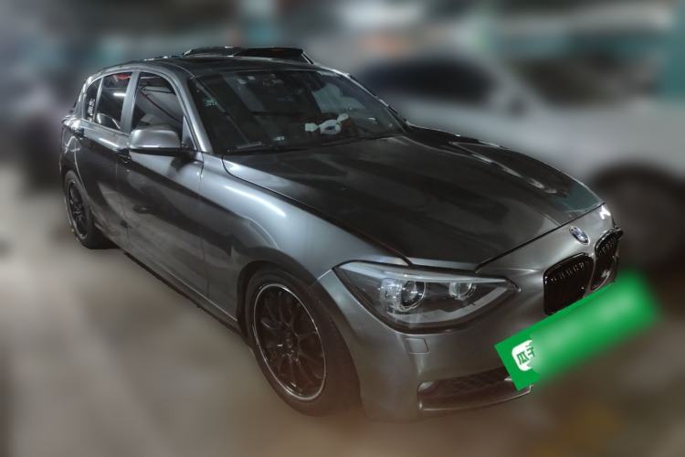 Used BMW 1 Series 2013 Facelifted 118i Leading Edition Front Right 45 Deg